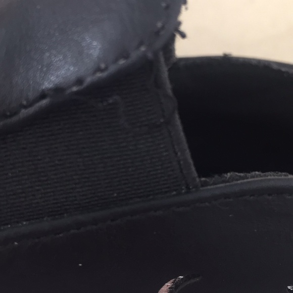 Nanette Lepore  “Whitney” slip on shoes. 8M - Picture 8 of 8